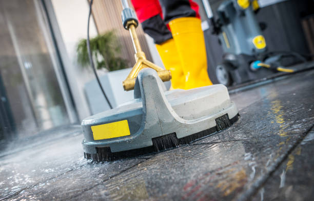 Best Commercial Building Pressure Washing  in Weed, CA